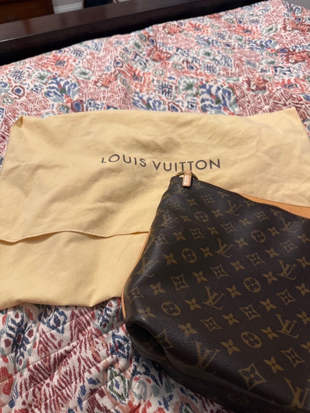 Original Louis Vuitton shoulder bag